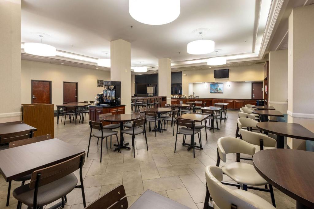 Pear Tree Inn St. Louis Near Union Station photo 4