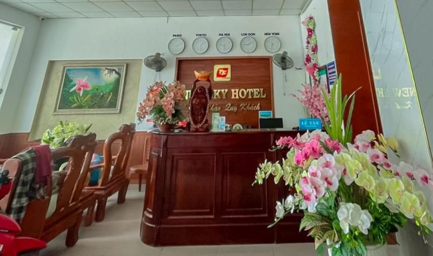 New Sky Hotel photo 2