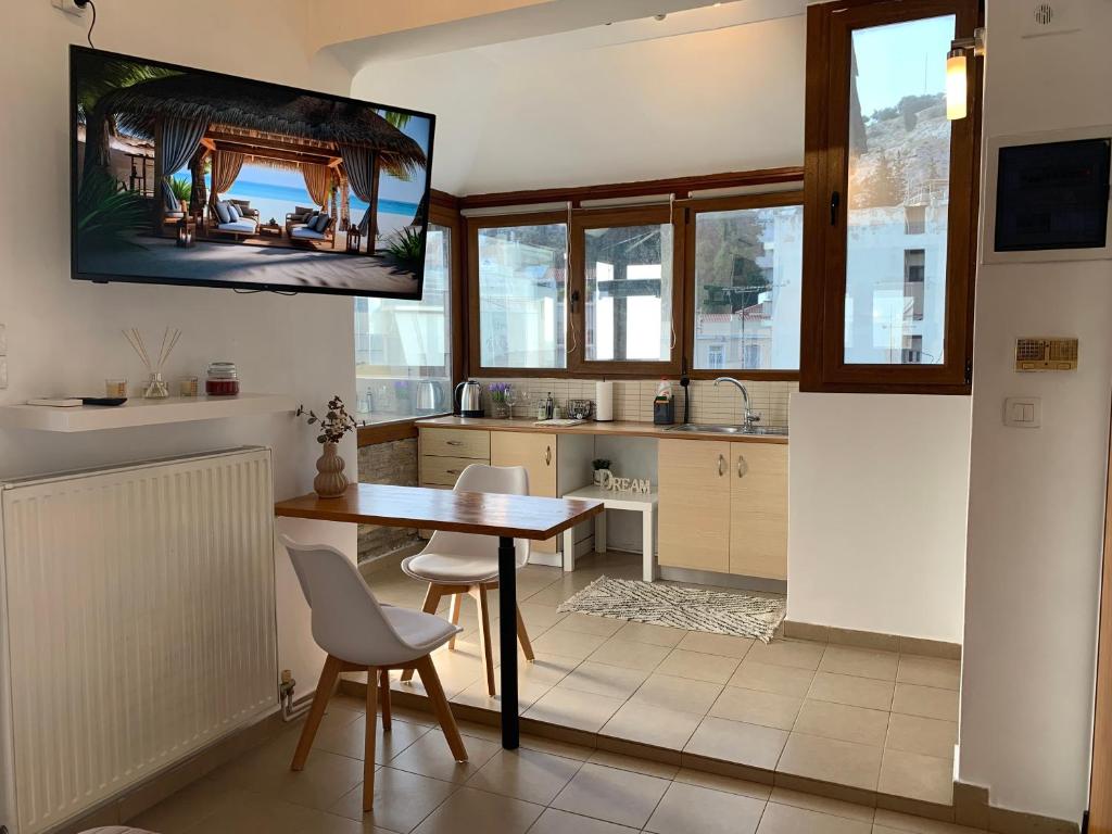 Athens Central Acropolis View Room Type - One-Bedroom Apartment