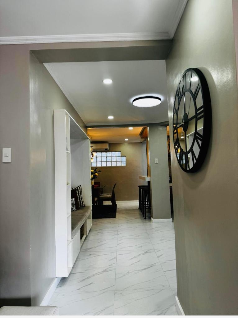 Bonel Townhouse Tagaytay photo 3