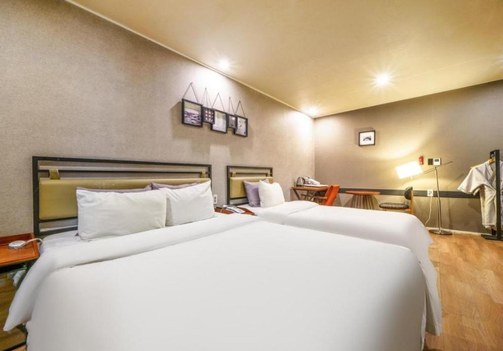 Brown-Dot Hotel Gwangalli beach photo 3