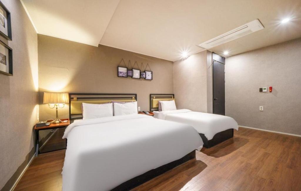 Brown-Dot Hotel Gwangalli beach photo 4