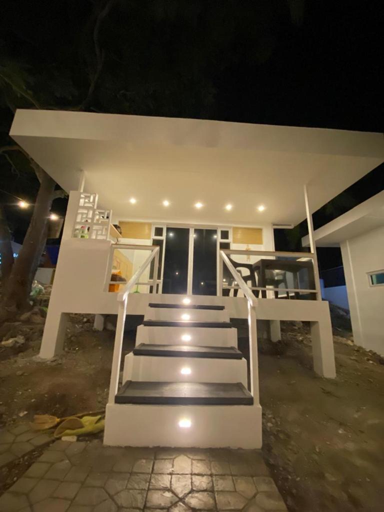 Sagiv Best Resort Sea view Camotes photo 3