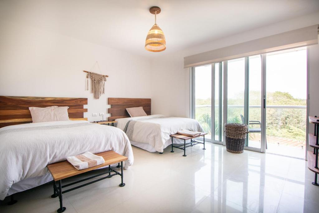 Luxury Beachfront Condos at MAREAZUL photo 4