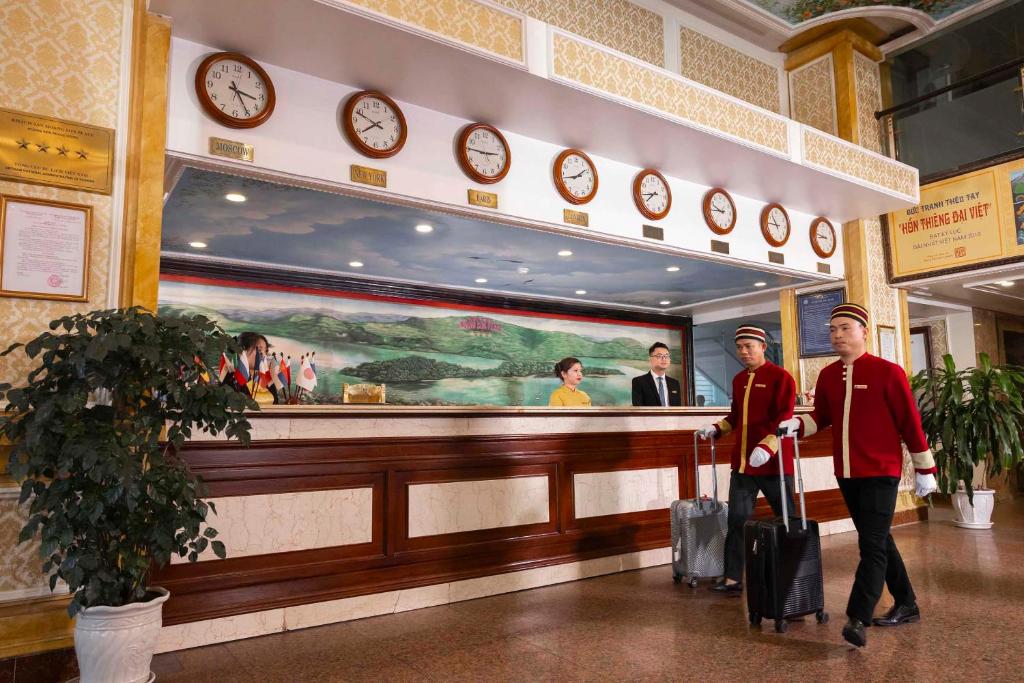 Khách Sạn Hoàng Sơn Peace