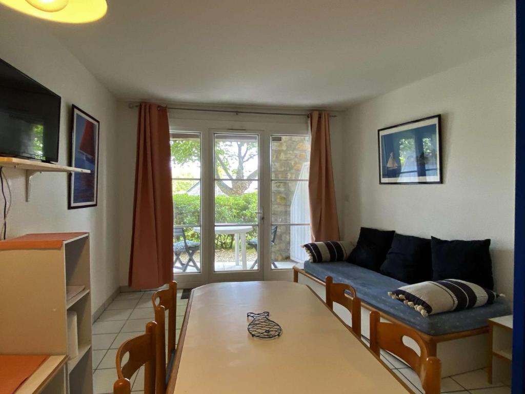 Ref 006 - Appartement 2 pièces à deux pas de la plage et du port, à louer pour les vacances photo 3