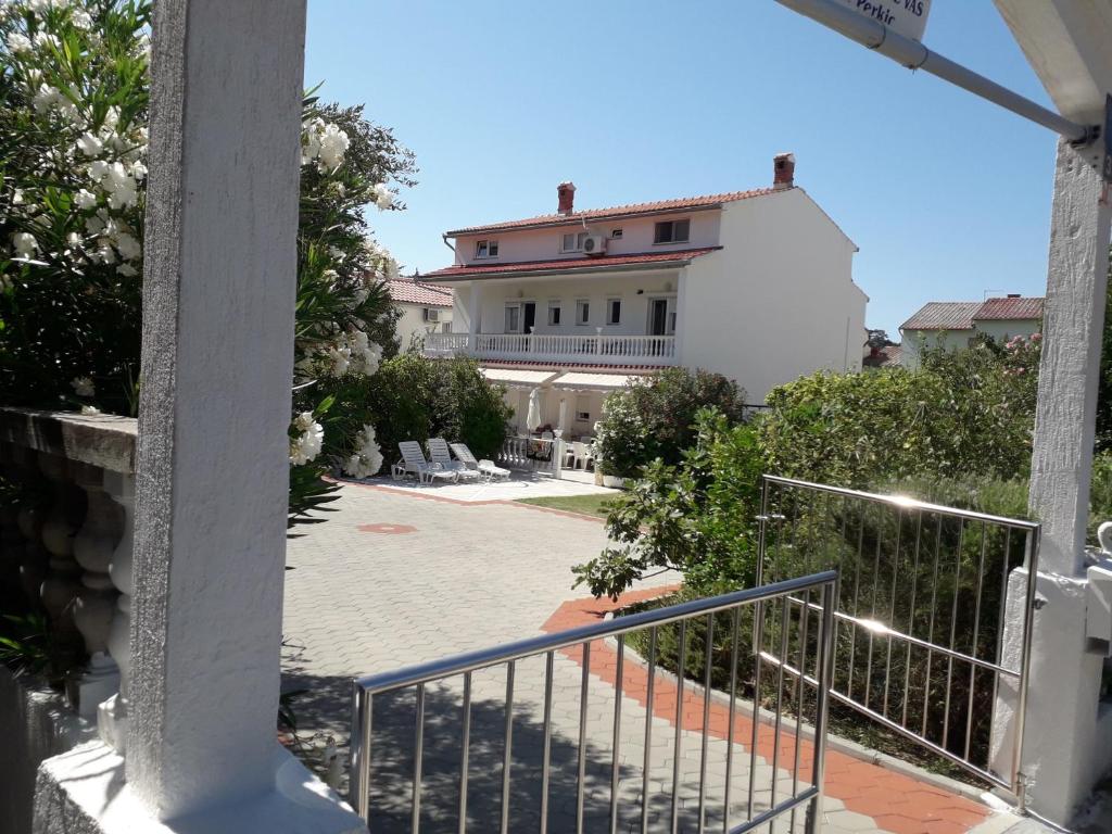 Ferien Haus bis 17 pers photo 4