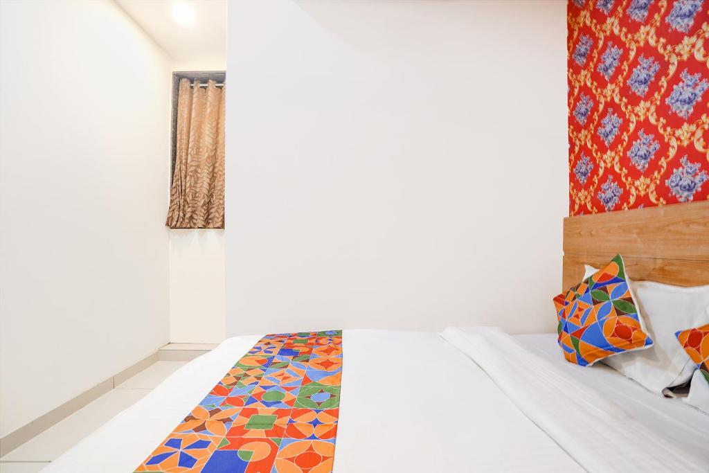 FabHotel Prime Lotus photo 4