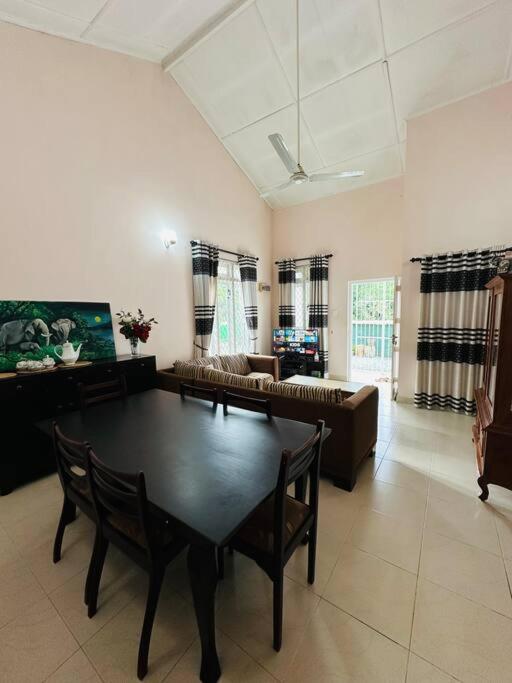 Vista Valley Villa photo 1