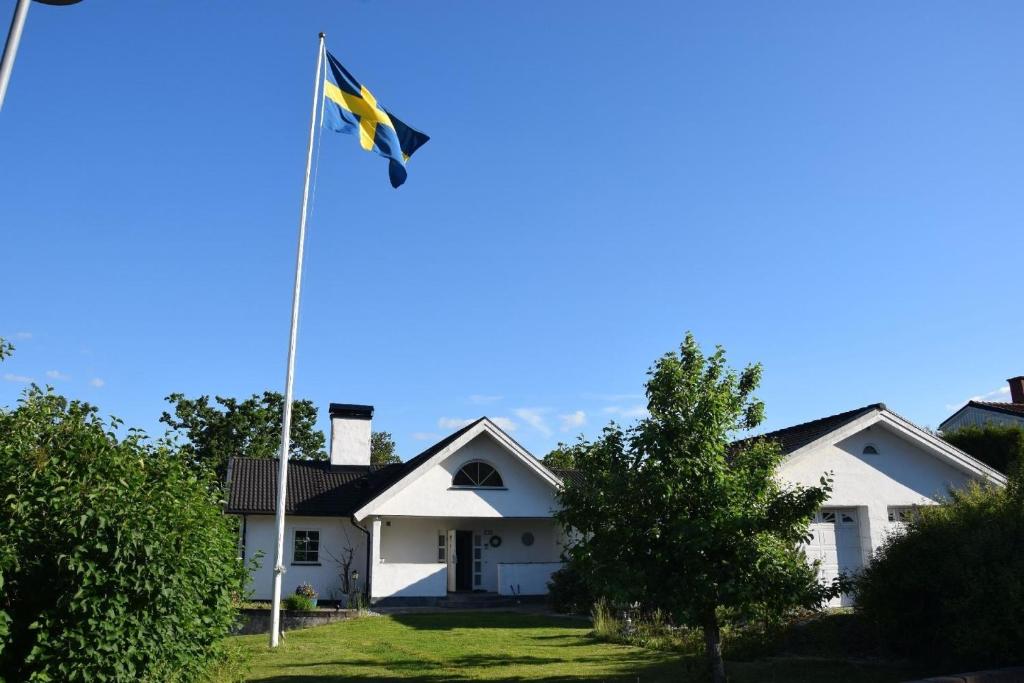 Ferienhaus in Håbo mit Privatem Pool