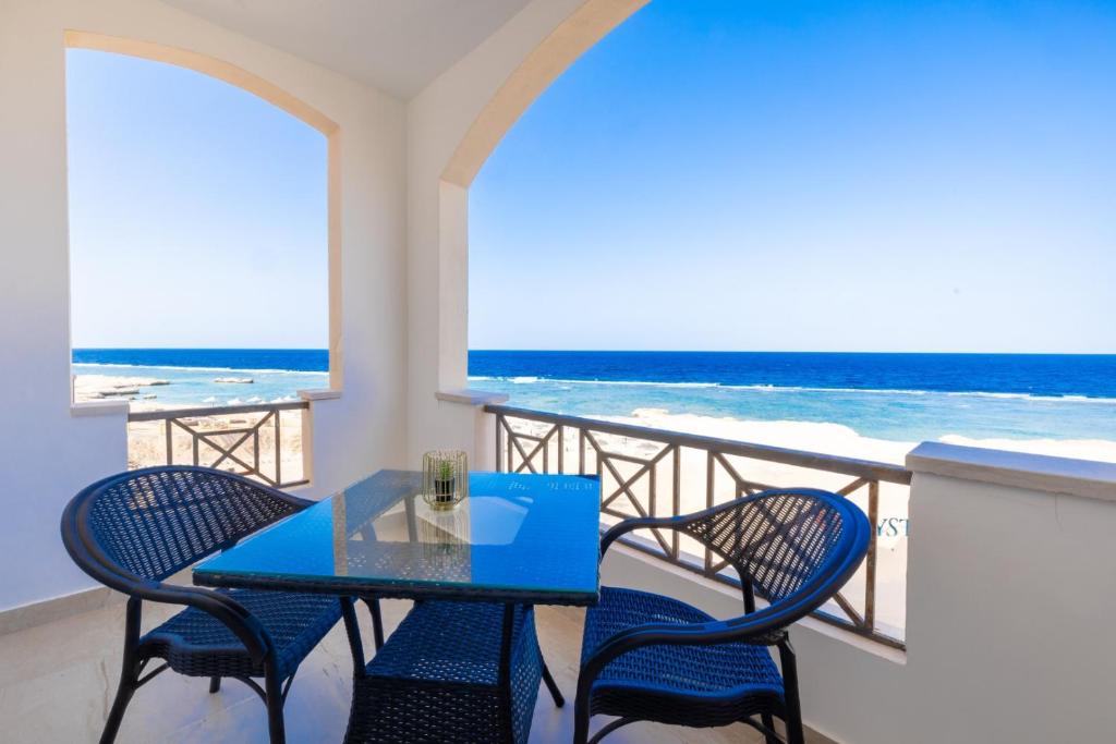 Oyster Bay Beach Suites photo 4