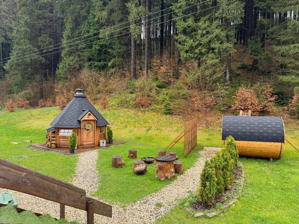 Tiny house photo 2