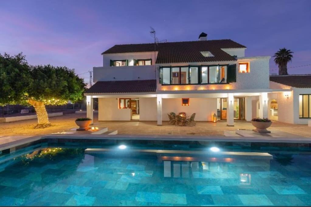 VILLA LUNA (Piscina climatizada-BBQ-Wifi-Parking) photo 2