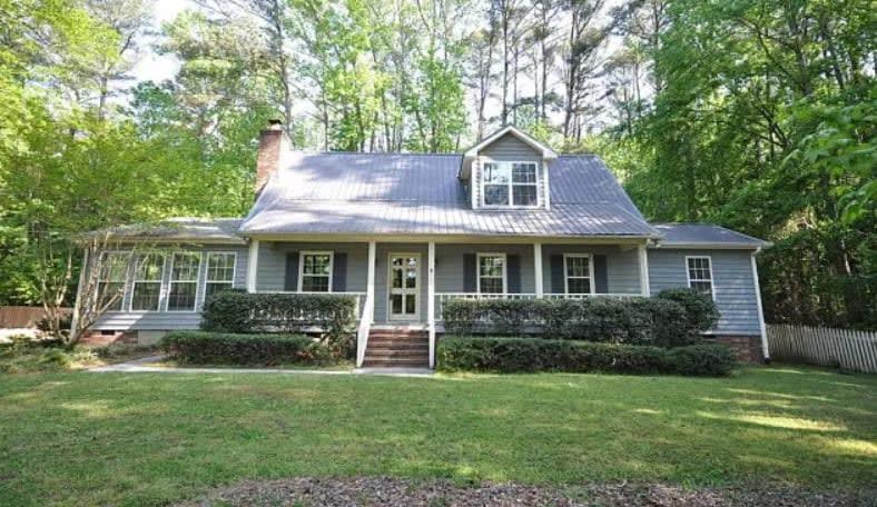 5BR Estate on 7 Acres with Private Pond photo 1
