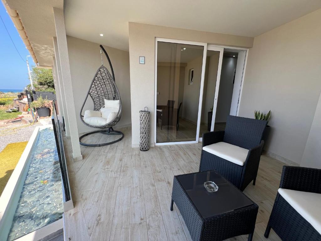Sea View Apts & Suites by Pachiplex photo 1