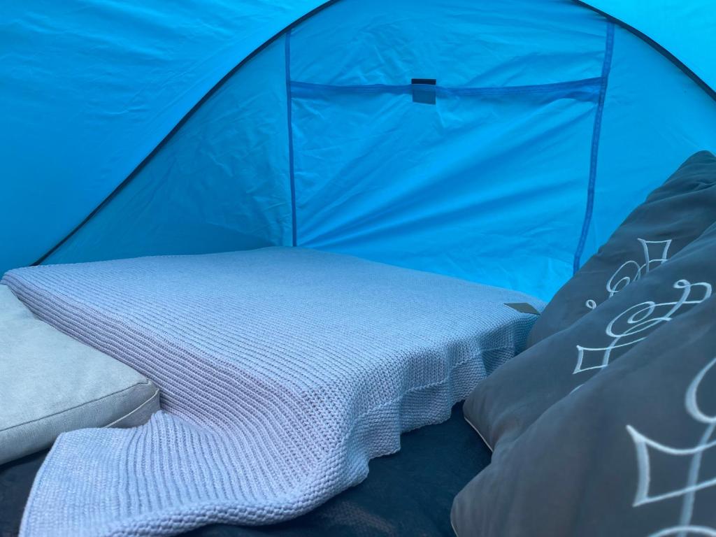 Super MCHC Tent photo 3