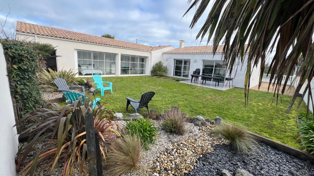 Villa St Denis 200m plage les huttes