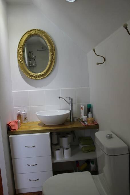 Whales, Waves and Walks - Beach Cottage photo 2