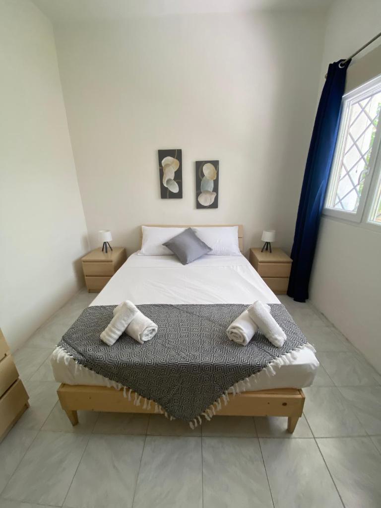 Bright and airy room, shared bathroom, st Julians photo 4