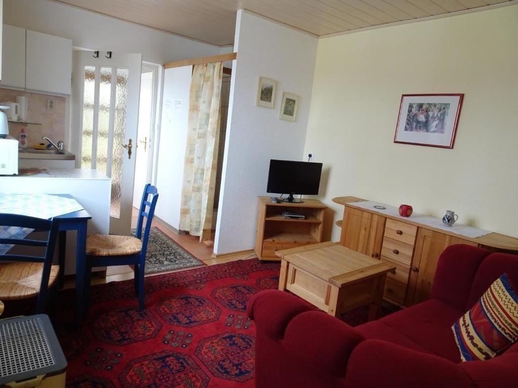 Kleines Ferienhaus in Garitz mit Garten, Terrasse und Grill photo 4
