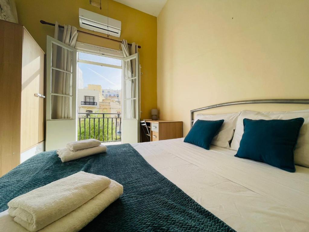 Beach House - Seaview Holiday Home