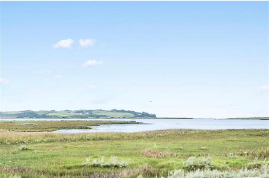 charmerende sommerhus med god udeplads photo 2