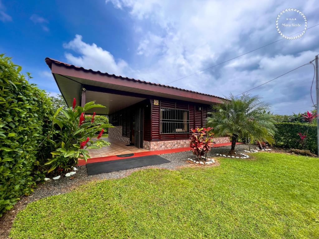 Cozy villa surrounded by nature with AC & pool photo 4