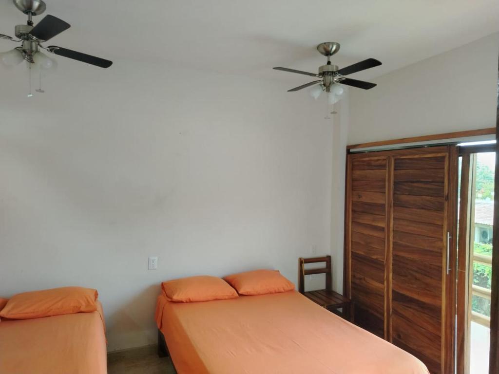 BM Zihua Casa de Huéspedes photo 4