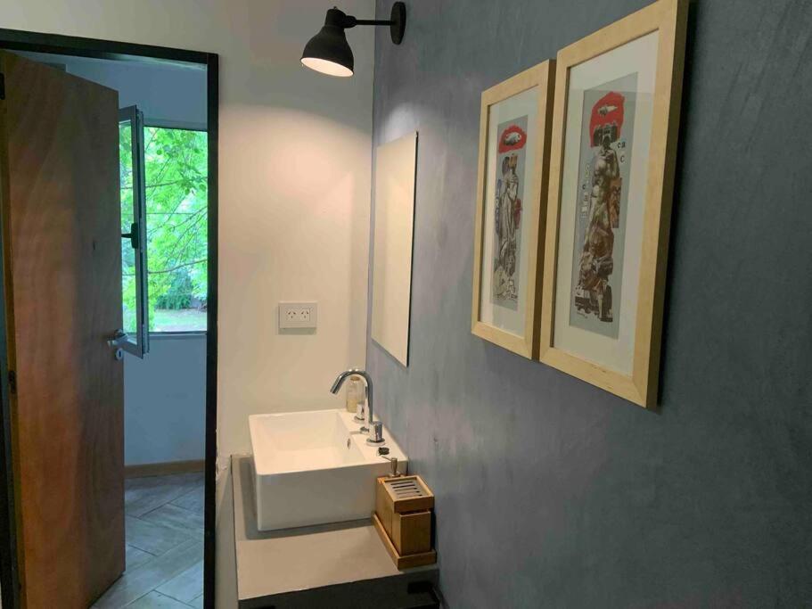 Loft moderno en medio del bosque photo 1