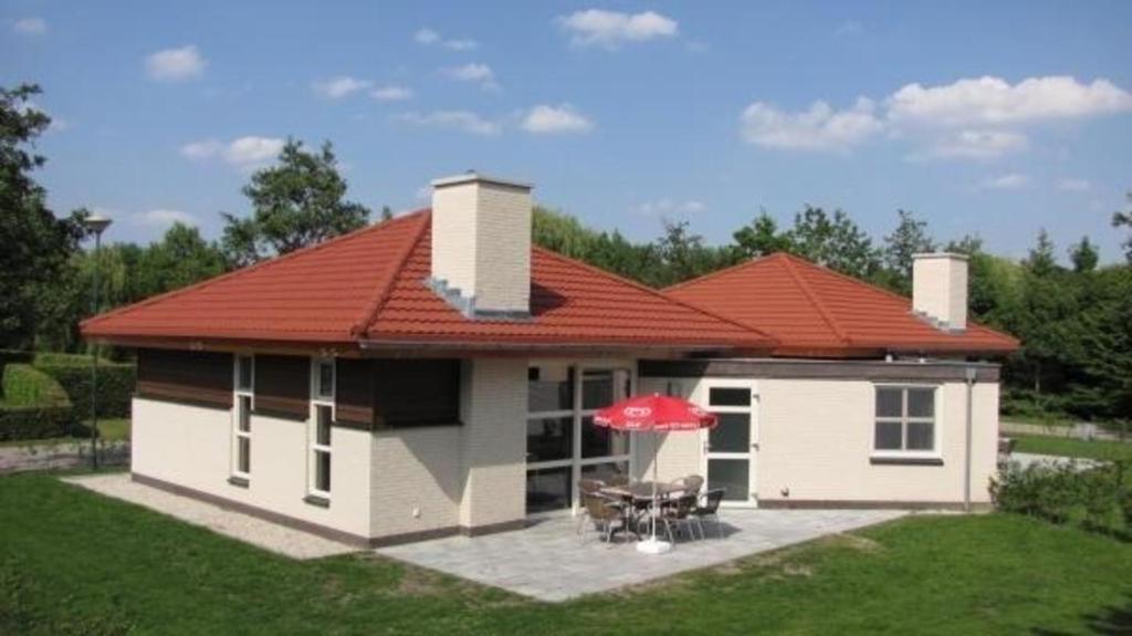 Modern eingerichteter Bungalow - b56111 photo 1