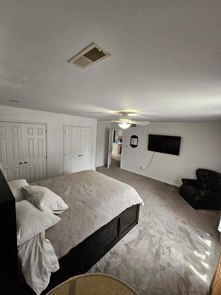 Niagara Shoreline Villa 1 image