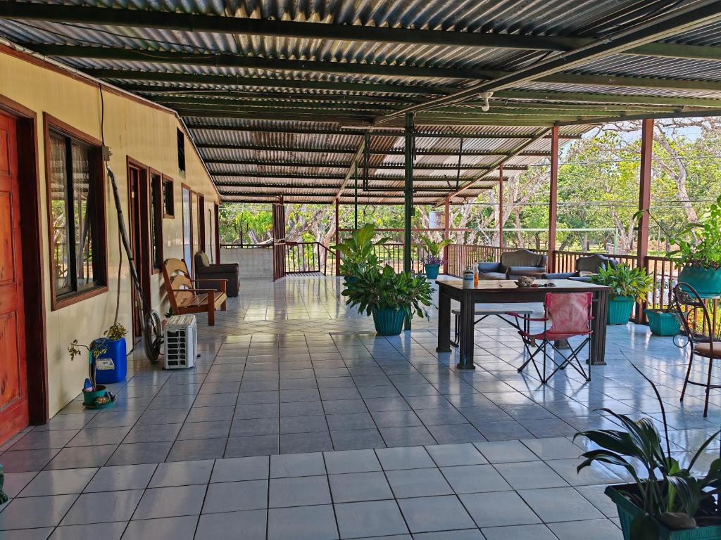 Hostel y Cabinas YILMER
