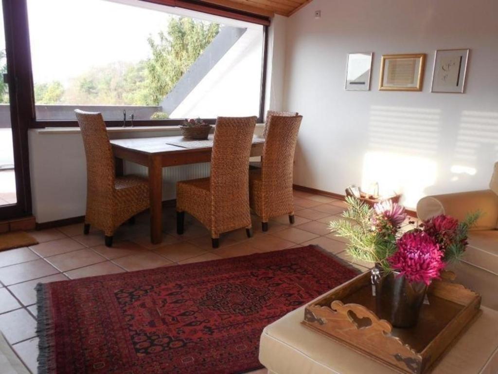 Exklusive Ferienwohnung mit Loggia direkt am Waldrand photo 2