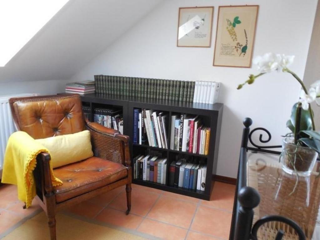 Exklusive Ferienwohnung mit Loggia direkt am Waldrand photo 3