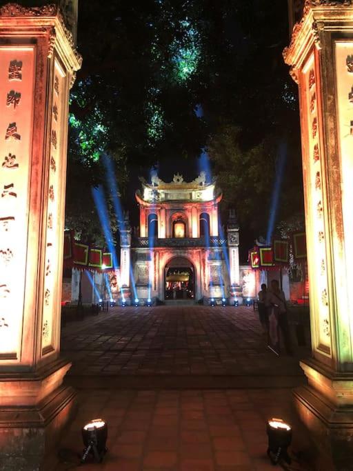 Sun Duplex - Amazing lake view the heart of HN