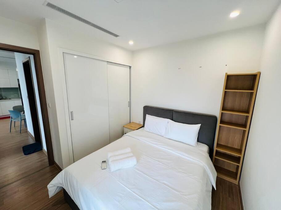 VNRooms - 2BR Vinhomes Skylake/ Unique & Youthful
