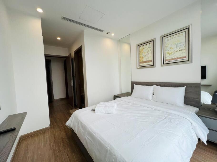 VNRooms - 2BR Vinhomes Skylake/ Unique & Youthful