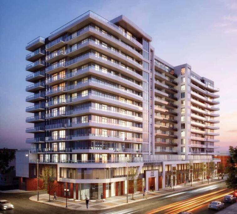 1 Bedroom Suite - Brand New building, Double bed photo 2