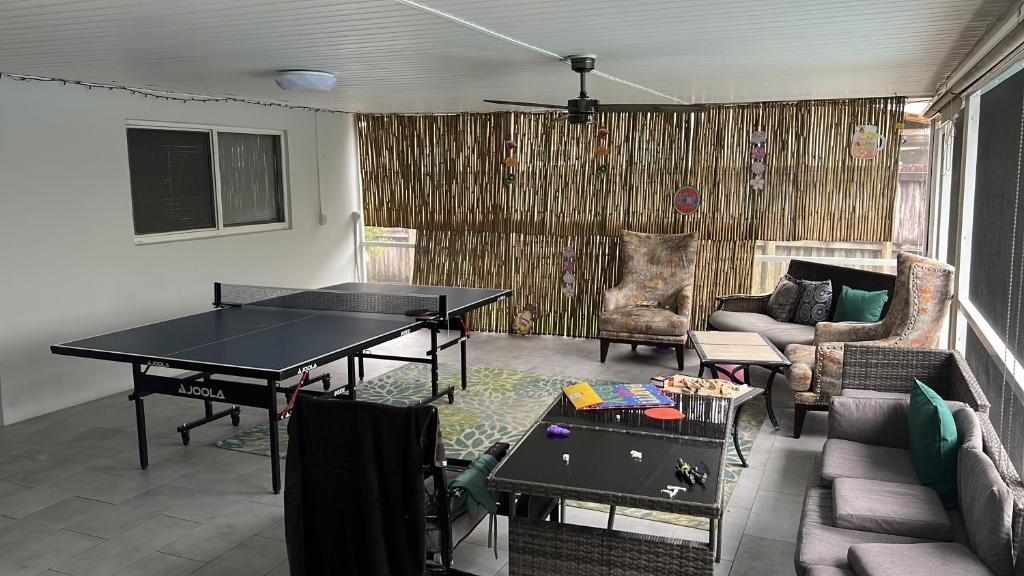 Private Villa with Pool and Sauna photo 3