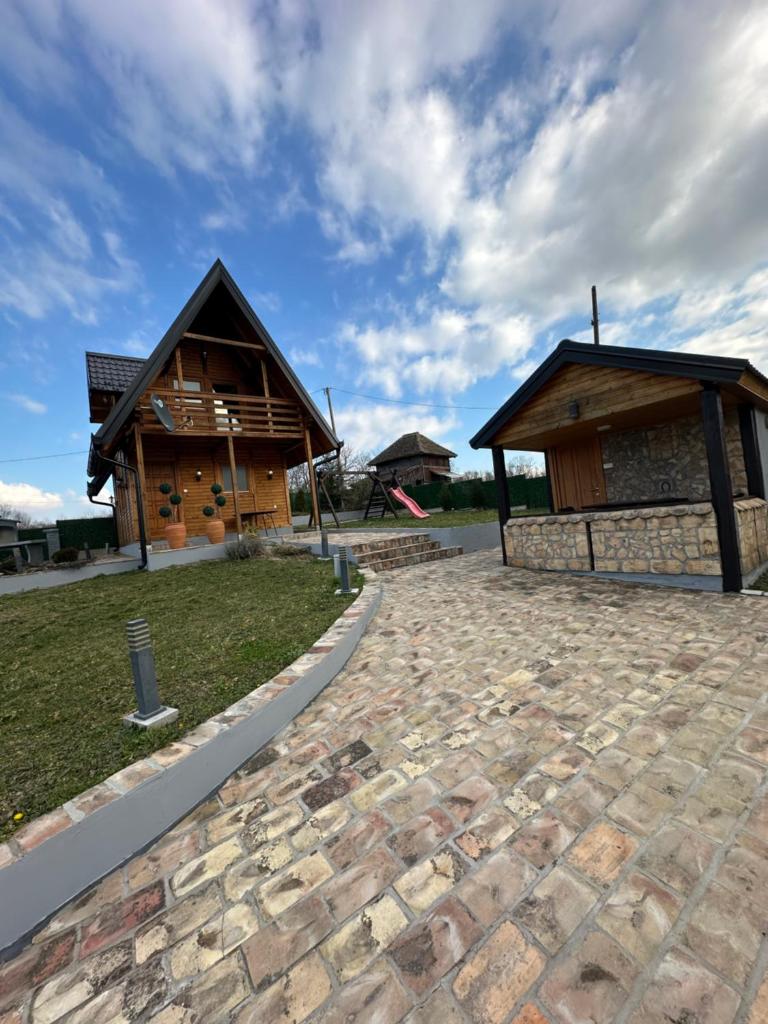 Vikendica 'Jezerski mir' Paljuvi photo 2