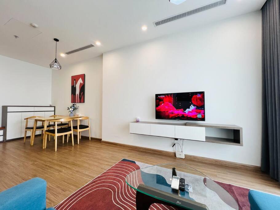 VNRooms - 1BR/ Vinhomes Skylake/ View Korean Town