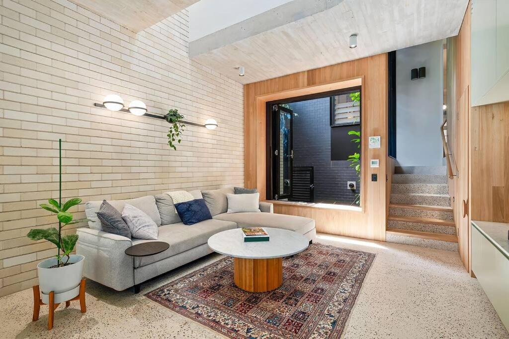 Cozy 3 Bedroom House Annandale