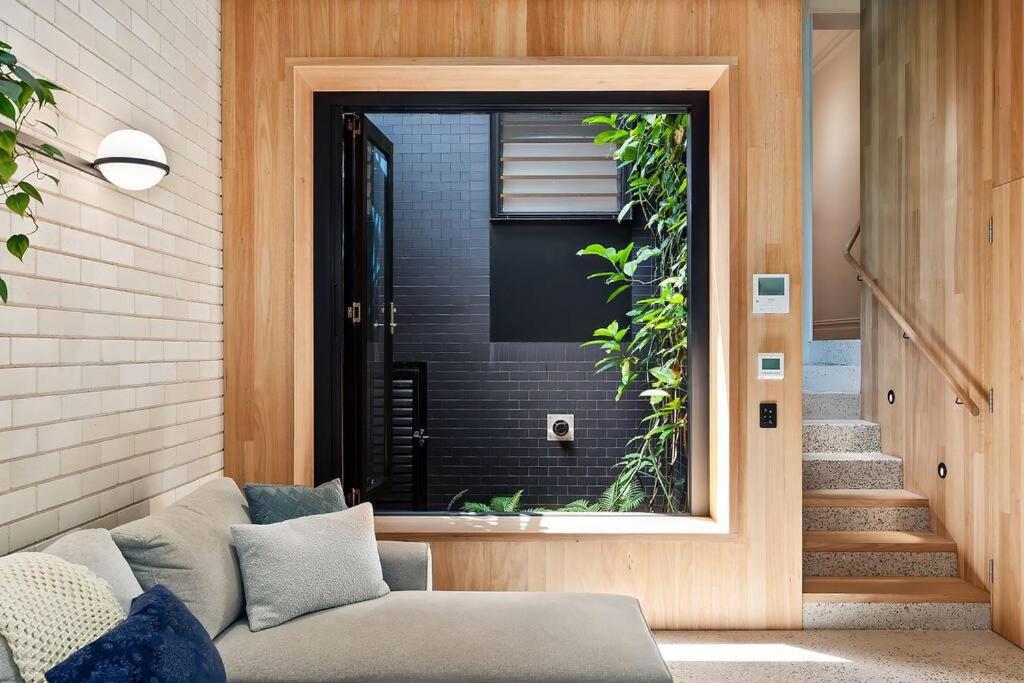 Cozy 3 Bedroom House Annandale photo 1