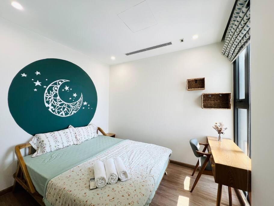 VNRooms - 2BR Vinhomes Skylake/ Tropical Style