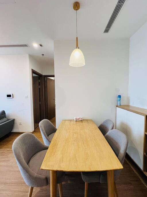 VNRooms - 2BR Vinhomes Skylake/ S3 Tower