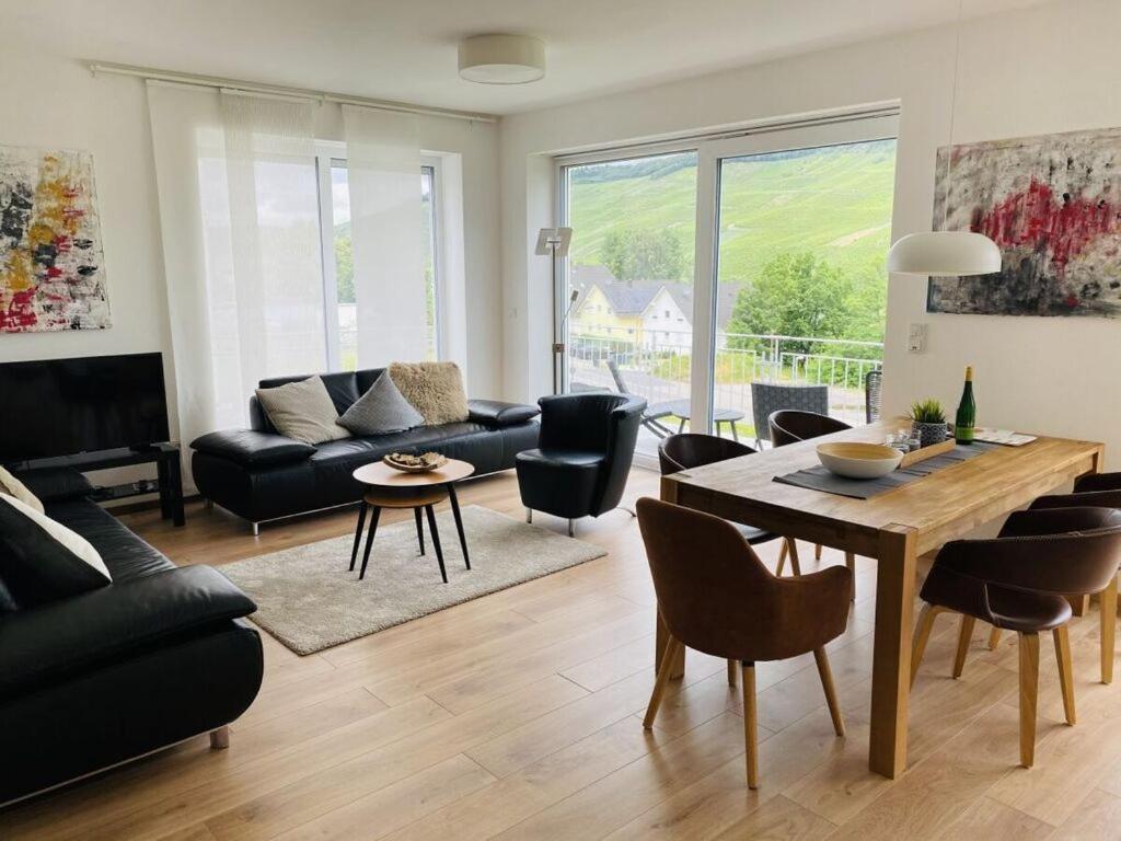 Holiday apartment Above the Moselle 2