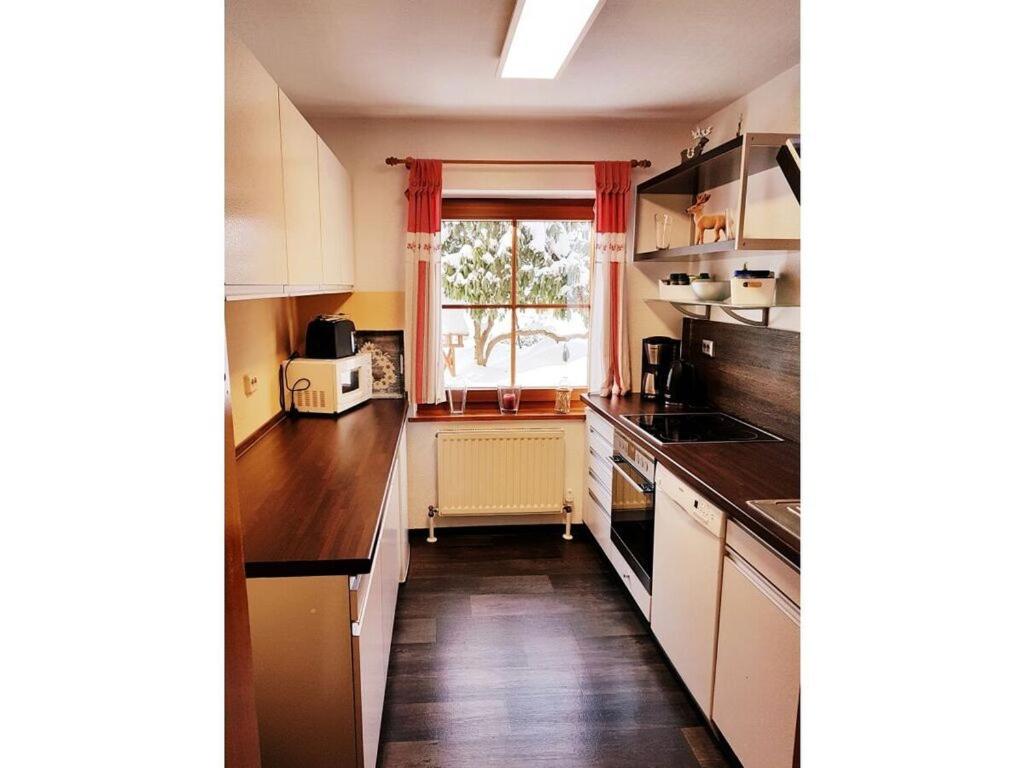 Crystal holiday home photo 2
