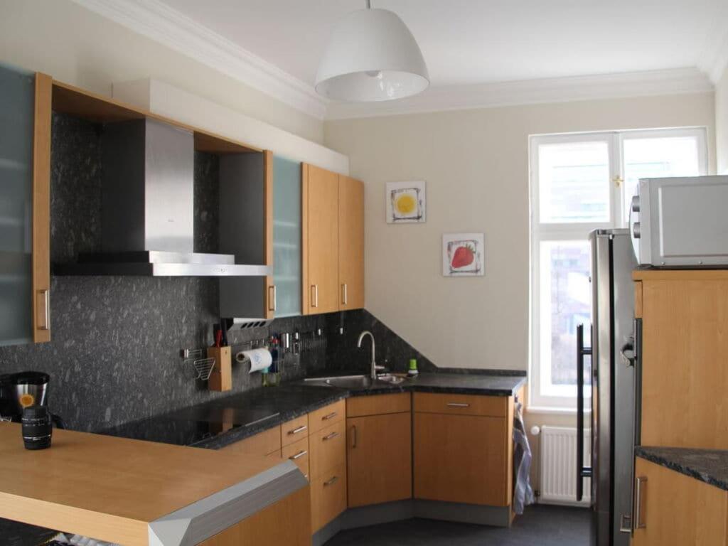Simplistic apartment in Potsdam photo 3