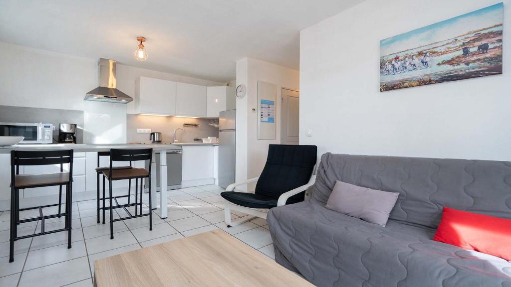 CAP CAMARGUE - B28- Appt 4 pers- lumineux photo 3