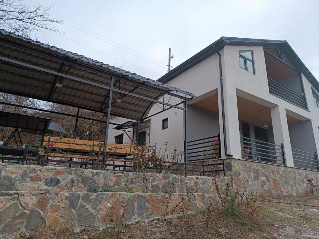 Villa photo 2
